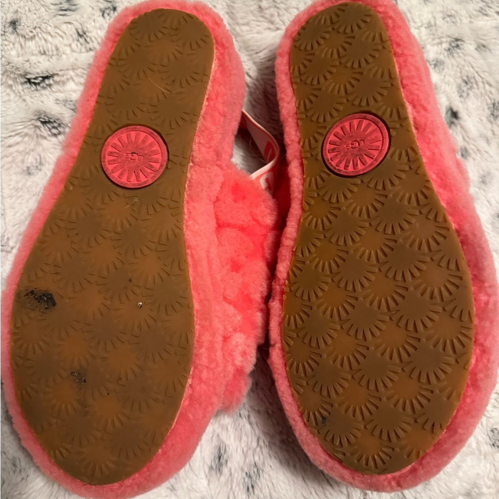 Ugg Fluff Yea Slides Pink Daisy Euc!! - image 5